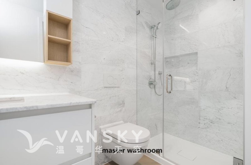 251211115943_master washroom.jpg